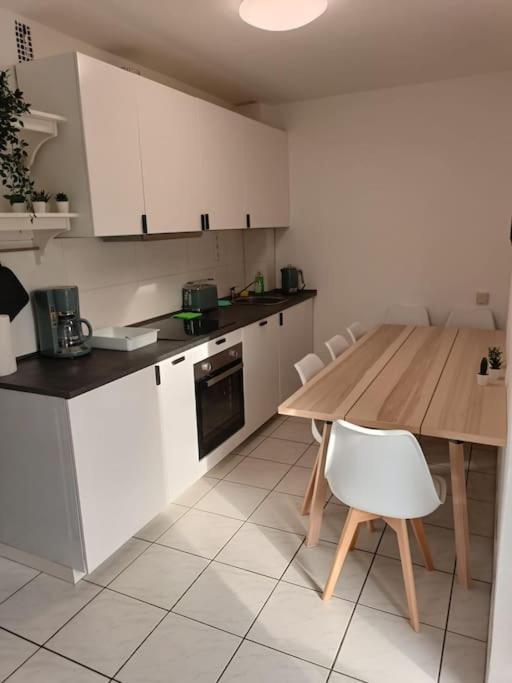 Comfortable Apartment With Balcony Μπόχουμ Εξωτερικό φωτογραφία